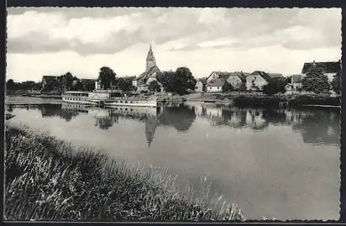 AK Lüchtringen /Weser, Blick über den Fluss zum Ort mit Dampfer