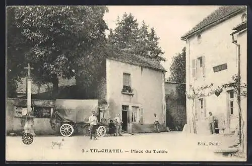 AK Til-Chatel, Place du Tertre