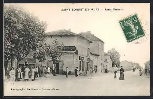 AK Saint-Bonnet-de-Mure, Route Nationale, Strassenpartie im Ort