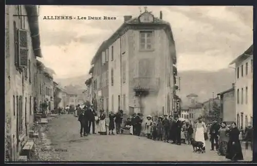 AK Allières, Les Deux Rues, Strassengabelung im Ort
