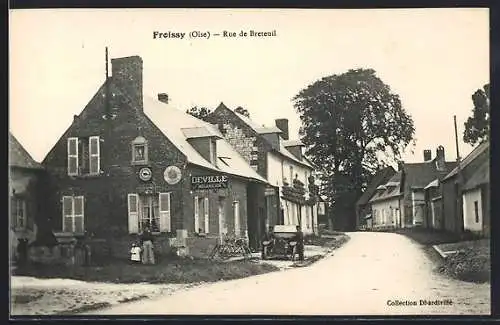 AK Froissy, Rue de Breteuil, Mécanicien Deville