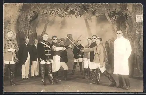 Foto-AK Studenten bei der Mensur, studentische Szene
