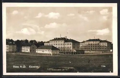 AK Horn /N.-D., Blick auf die Kaserne