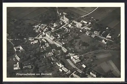 AK Neumarkt, Ortsansicht mit Kirche, Fliegeraufnahme