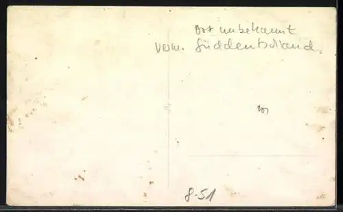 Foto-AK Süssigkeiten-Geschäft mit Auslage an Schokolade und Zuckerwaren