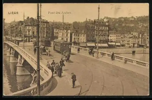 AK Liege, Pont Leopola mit Strassenbahnen
