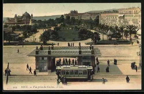 AK Nice, Strassenbahn an Haltestelle mit Blick auf Park vor dem Casino