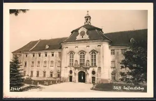 AK Seitenstetten, Stift Seitenstetten, Frontansicht