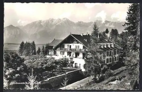 AK Patsch, Gasthaus Grünwalderhof mit Alpenpanorama