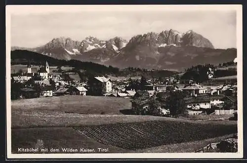 AK Kitzbühel /Tirol, Ortschaft mit dem Wilden Kaiser