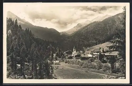 AK Landl /Tyrol, Ortsansicht mit Sonnwendjoch
