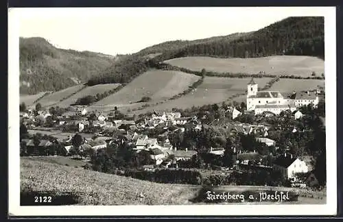 AK Kirchberg a. Wechsel, Ortsansicht mit Feldern und Wald