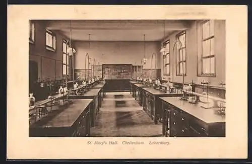 AK Cheltenham, St. Mary`s Hall, Laboratory