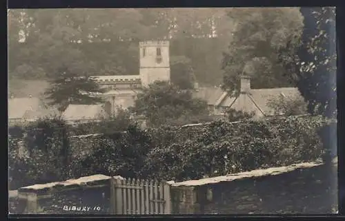 AK Bibury, Blick zur Burg