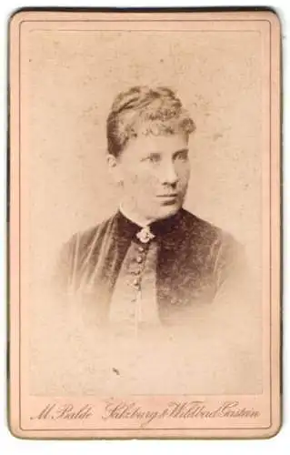 Fotografie M. Balde, Salzburg, Porträt einer Frau