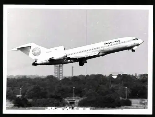 Fotografie Flugzeug Boeing 727 der Pan Am N325PA kurz nach dem Start in Berlin-Tegel