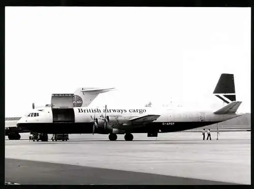 Fotografie Flugzeug Vickers Vanguard der British Airways Cargo G-APEP