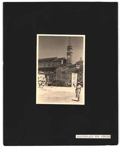 3 Fotografien unbekannter Fotograf, Ansicht Piran, Hauptplatz, Hafen