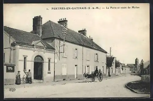 AK Perthes-en-Gatinais, la Porte et route de Melun