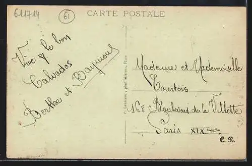 AK Ranes, La Place et la Mairie, Auto und Rathaus