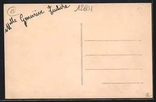 AK Firmy, Le Faubourg, Strassenpartie