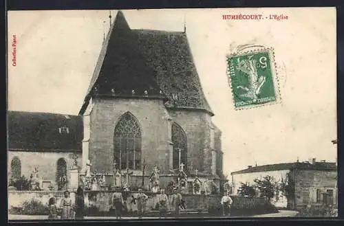AK Humbécourt, L`Église et la place animée