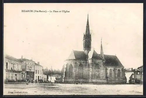 AK Eclaron /Hte-Marne, La Place et l`Église