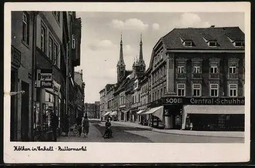 AK Köthen / Anhalt, Buttermarkt mit Fotoladen & Schuhhaus Söder