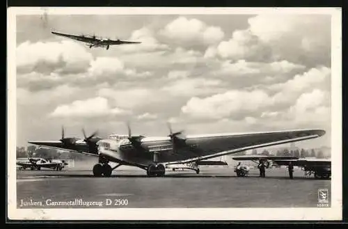 AK Junkers Ganzmetallflugzeug D 2500 auf dem Landeplatz