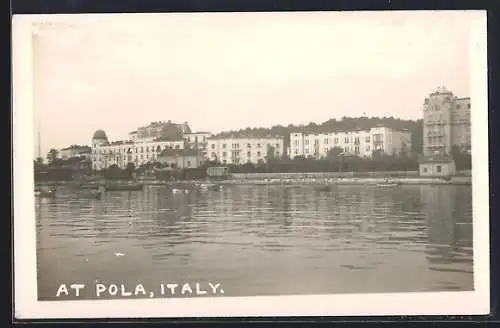 AK Pola, Panorama