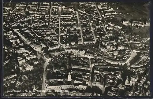 AK Plauen i. V., Stadtmitte mit Strassenpartien aus der Vogelschau