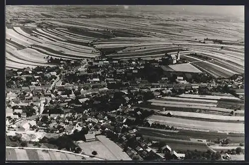 AK Hohenruppersdorf /N.-Ö., Luftaufnahme des Ortes