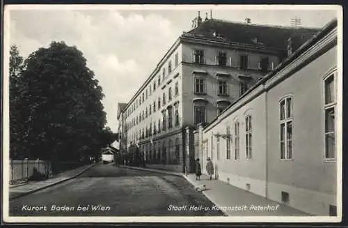 AK Baden bei Wien, Staatl. Heil und Kuranstalt Peterhof mit Strasse