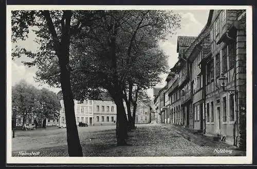AK Helmstedt, Strasse Holzberg mit Autos