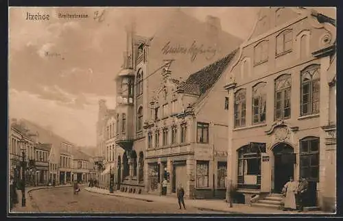 AK Itzehoe, Breitestrasse mit Geschäften