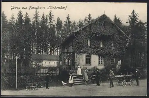 AK Lückendorf, Forsthaus mit Anwohnern