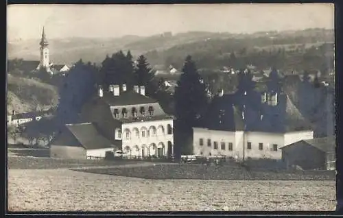 Foto-AK Grieskirchen, Krankenhaus vom Berg aus gesehen