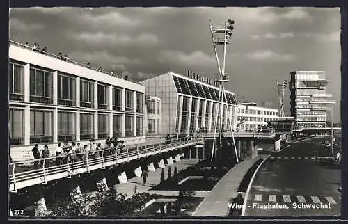 AK Wien, Flughafen Schwechat mit Terrasse