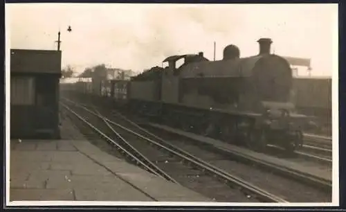 Foto-AK Dampflokomotive No. 8728, englische Eisenbahn