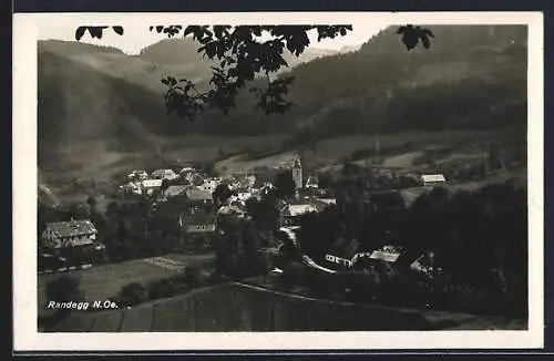 AK Randegg /N.-Ö., Gesamtansicht mit Bergpanorama aus der Vogelschau