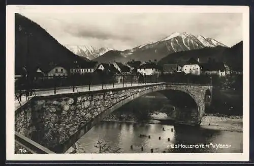 AK Gr. Hollenstein a. d. Ybbs, Brücke über die Ybbs mit Blick auf den Ort