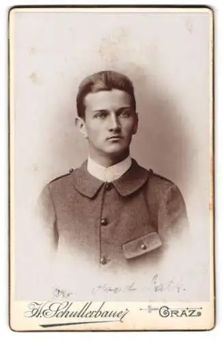 Fotografie Hans Schullenbauer, Graz, Frauengasse 4, Porträt eines jungen Mannes