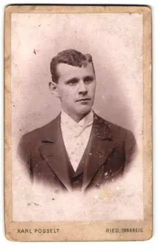 Fotografie Karl Posselt, Ried, Kirchenplatz 46, Porträt eines jungen Mannes
