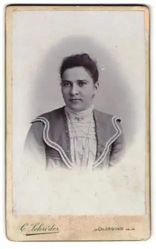 Fotografie C. Schröder, Schärding, Portrait einer Dame