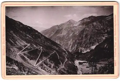Fotografie Diezel & Langer, Wien, Ansicht Veltlin, Serpentinenstrasse in den Bergen