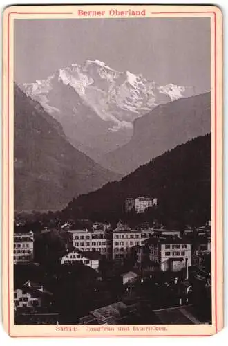Fotografie Diezel & Langer, Wien, Ansicht Interlaken, Teilansicht der Stadt mit Jungfrau