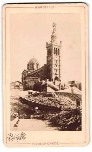 Fotografie unbekannter Fotograf, Ansicht Marseille, Notre-Dame de la Garde, 1897
