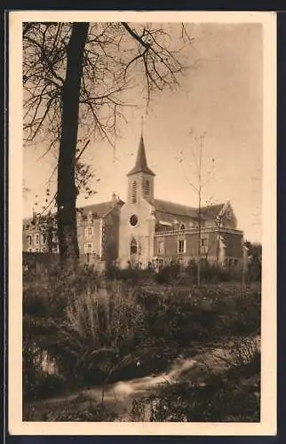 AK La Chapelle /Flogny, Église vue de la rivière et arbres en hiver