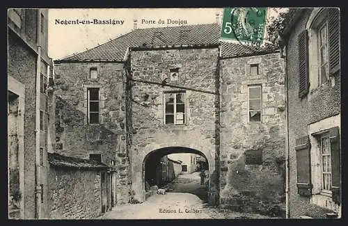AK Nogent-en-Bassigny, Porte du Donjon