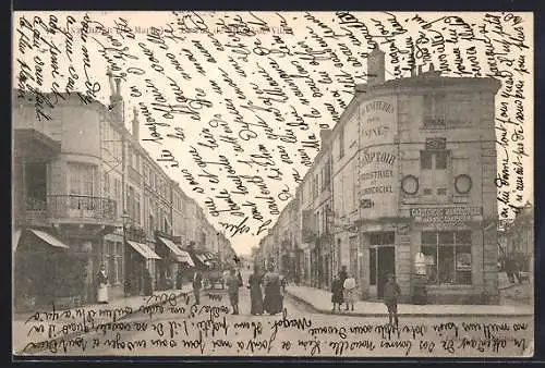 AK Saint-Dizier, La Grande Rue animée avec passants et commerces